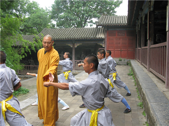 嵩山少林寺武校新生武術訓練是怎麼安排的