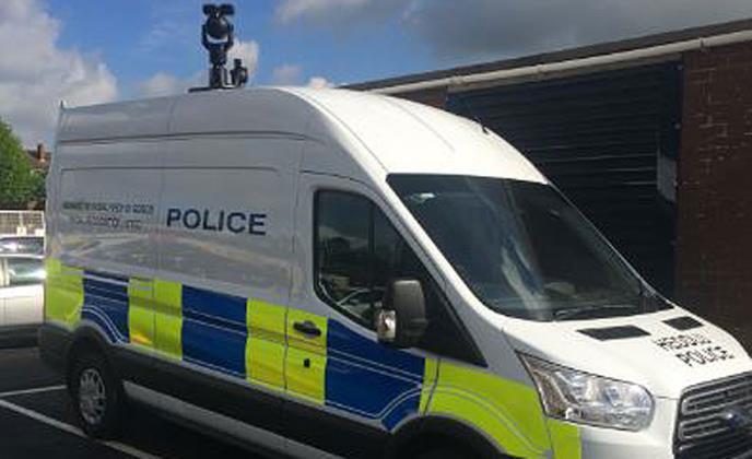合作,提供nec人脸辨识系统,在专用警车上设置监控摄影机所拍摄的人物