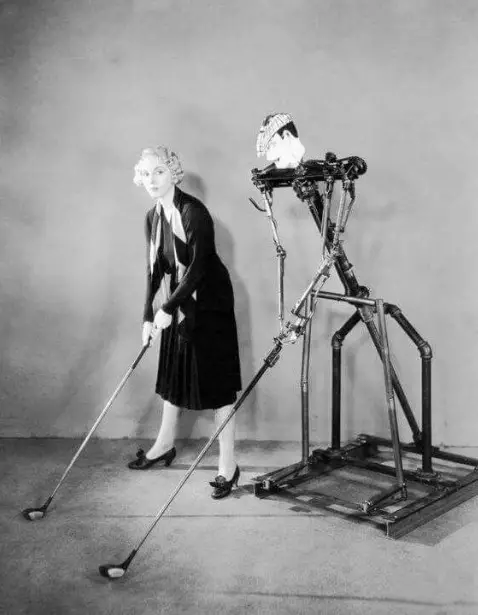 200年前有阿尔法狗?90年前有高尔夫机器人?