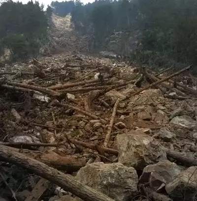 精河地震图片