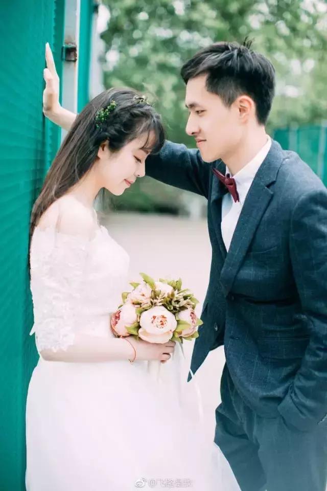 婚纱照文章_马伊琍和文章婚纱照