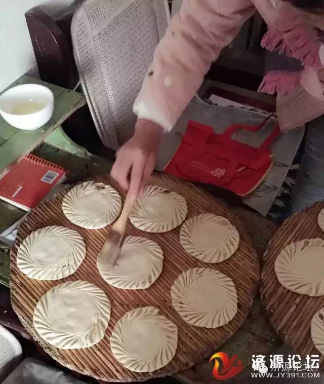 炉馍馍的制作过程图片图片