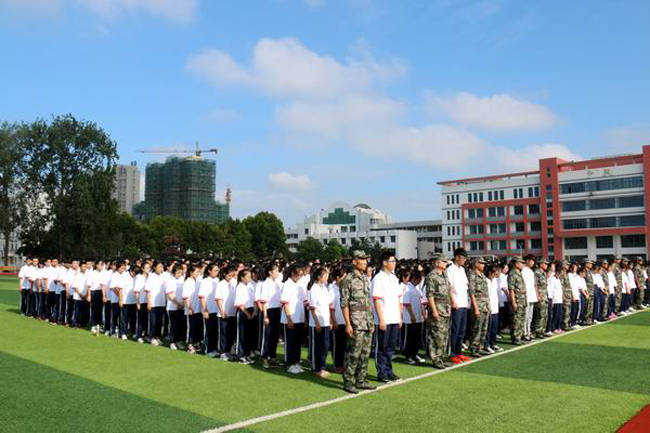 湛江二中海东中学2020图片