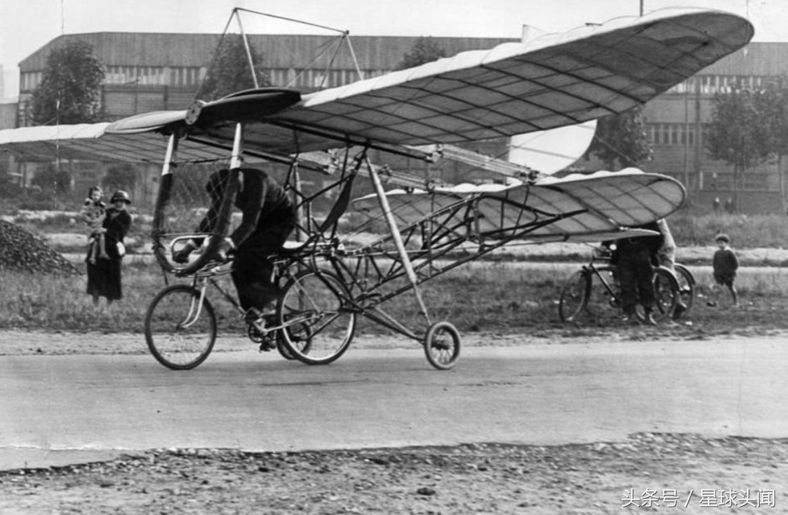 世界最早的飞机图片图片