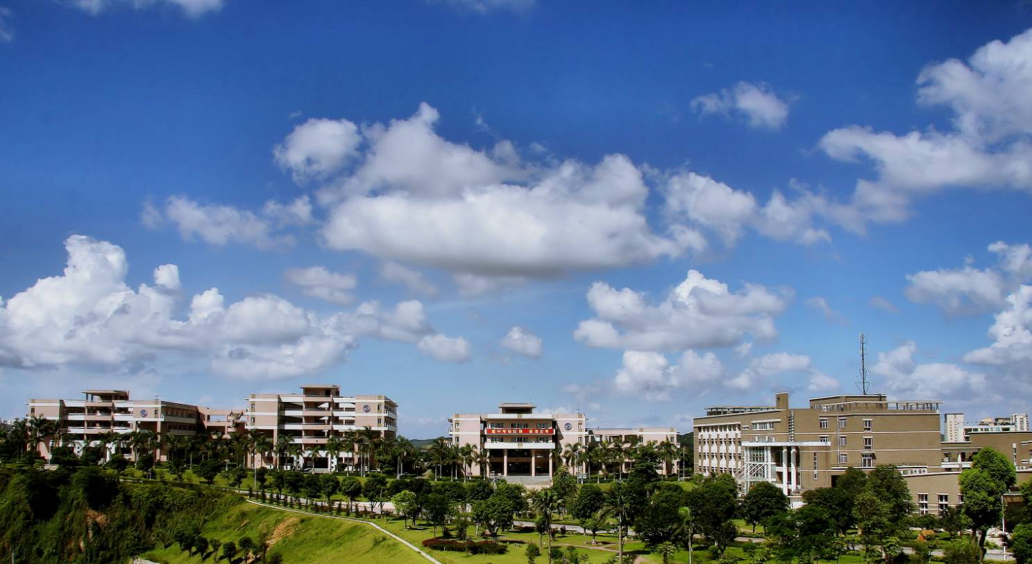 北海北部湾大学图片