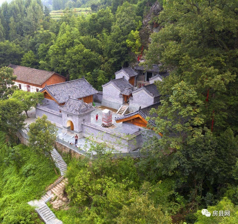 中华诗祖尹吉甫宗祠宝堂寺一期修缮已完工