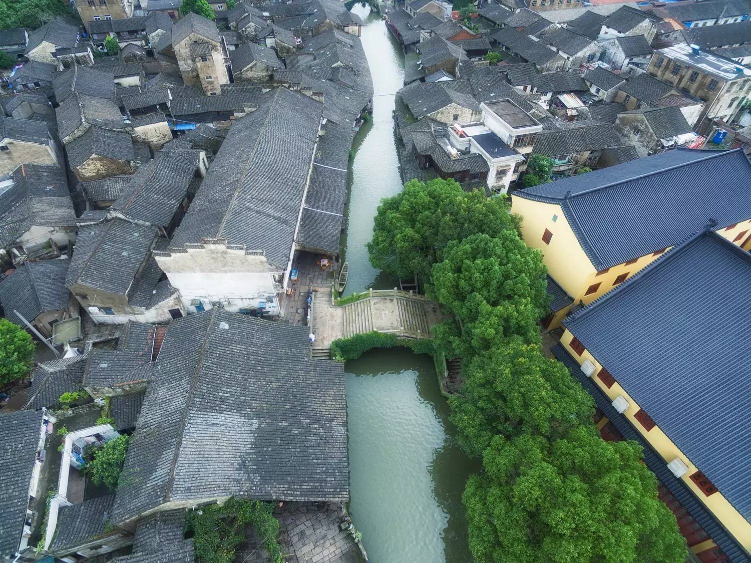 地址:浙江省柯桥区安昌镇门票:免费交通 飞机出行,离最近的机场是