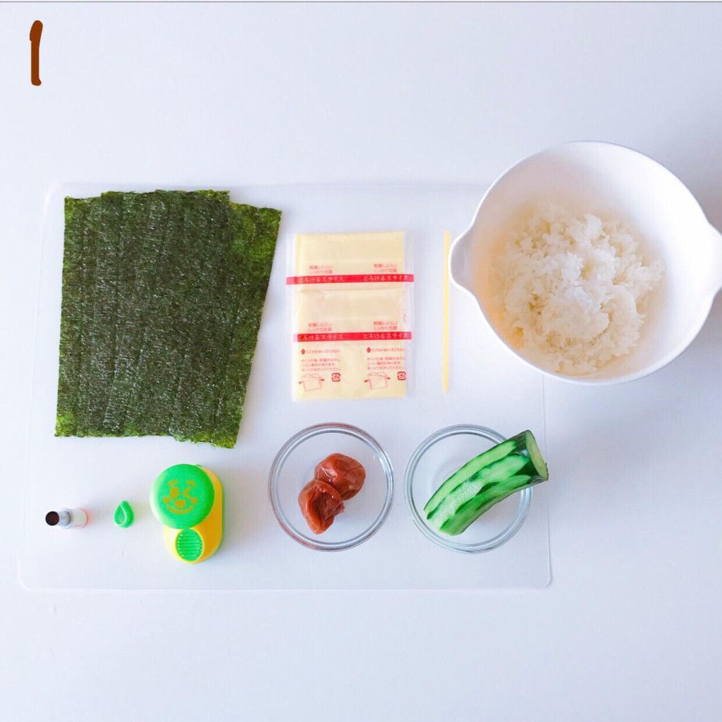 超简单角色餐大公开 这次料理是龙猫造型梅子小黄瓜海苔卷