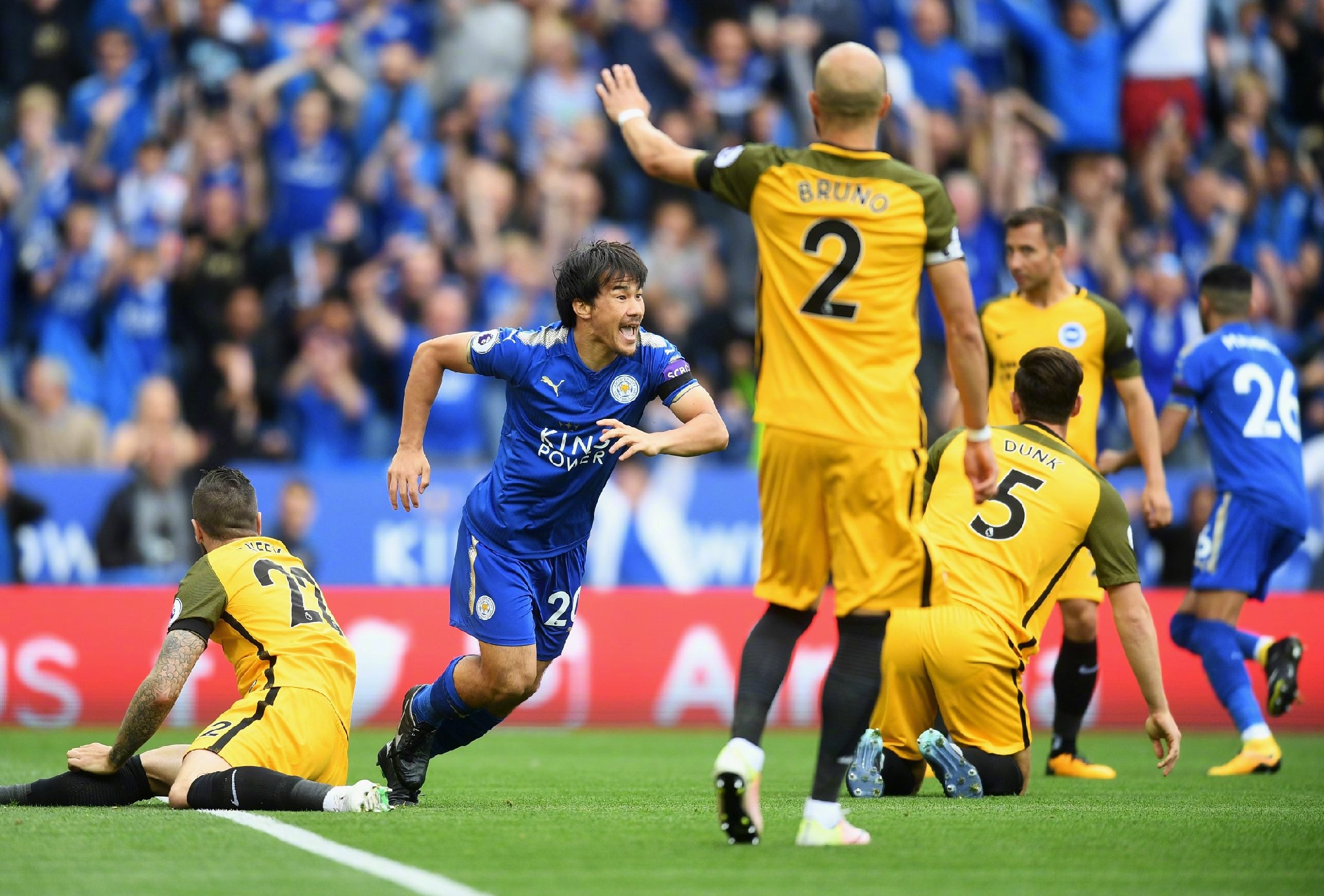 英超-小豌豆两球西汉姆2-3 冈崎慎司助莱斯特城2-0