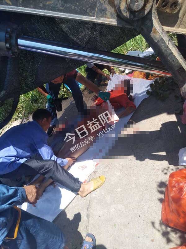 益阳车祸三人死亡图片