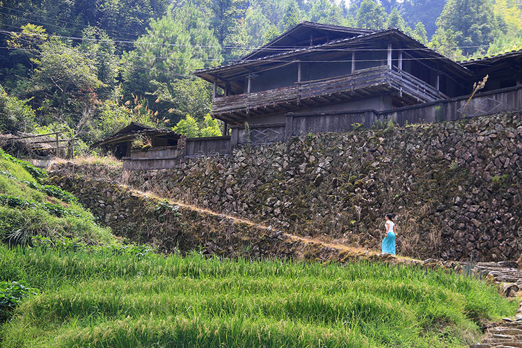 梅仙百丈漈:大山深处的世外桃源