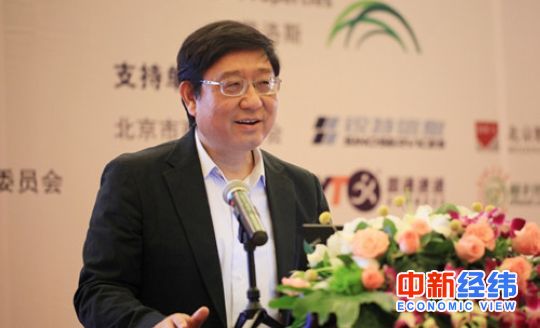 中国物流与采购联合会副会长,中国物流学会副会长蔡进