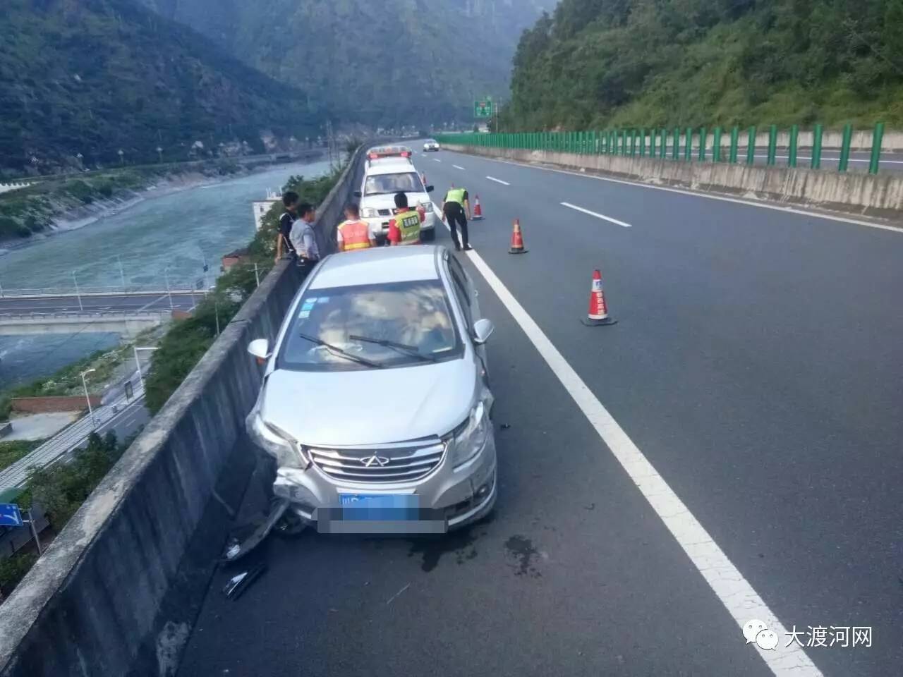 雅西高速车祸最新消息图片