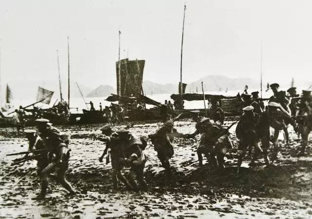 第三野戰軍一部於1950年5月登上舟山群島.