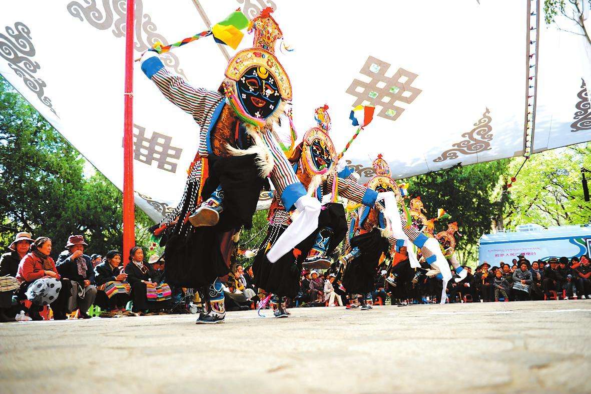 解秘西藏（2）：详说夏日西藏最盛大的雪顿节！|藏戏|西藏|布达拉宫_新浪新闻