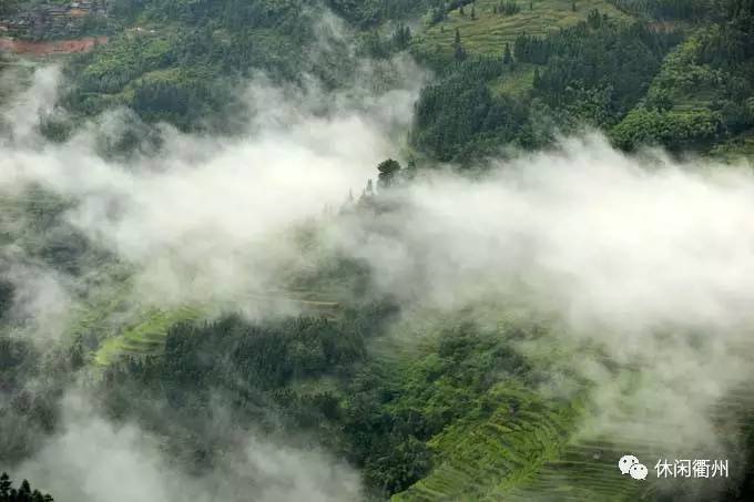 乌石山风景区是浙江省衢州市的历史文化名山,位于金衢盆地西南边缘,怀