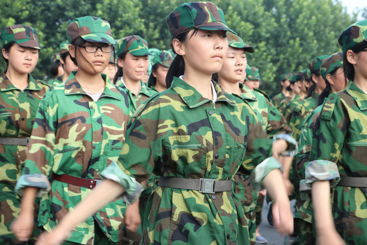 泗阳致远中学校服图片