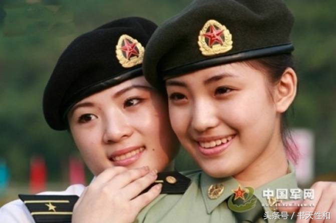 各國女兵風采展,最後一張不知道男兵看了怎麼想