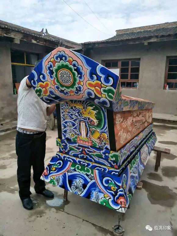 甘肃兰州棺材彩绘图案图片