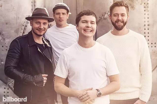 lukas graham 是一支丹麦流行乐队,由主唱lukas forchhammer;鼓手mark