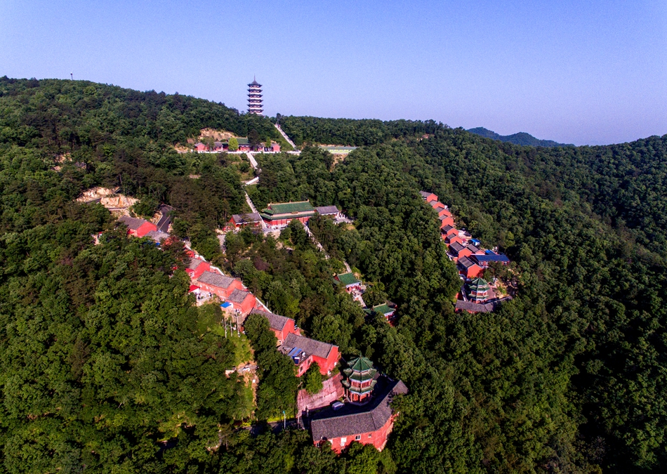 归去思量的西峡寺山