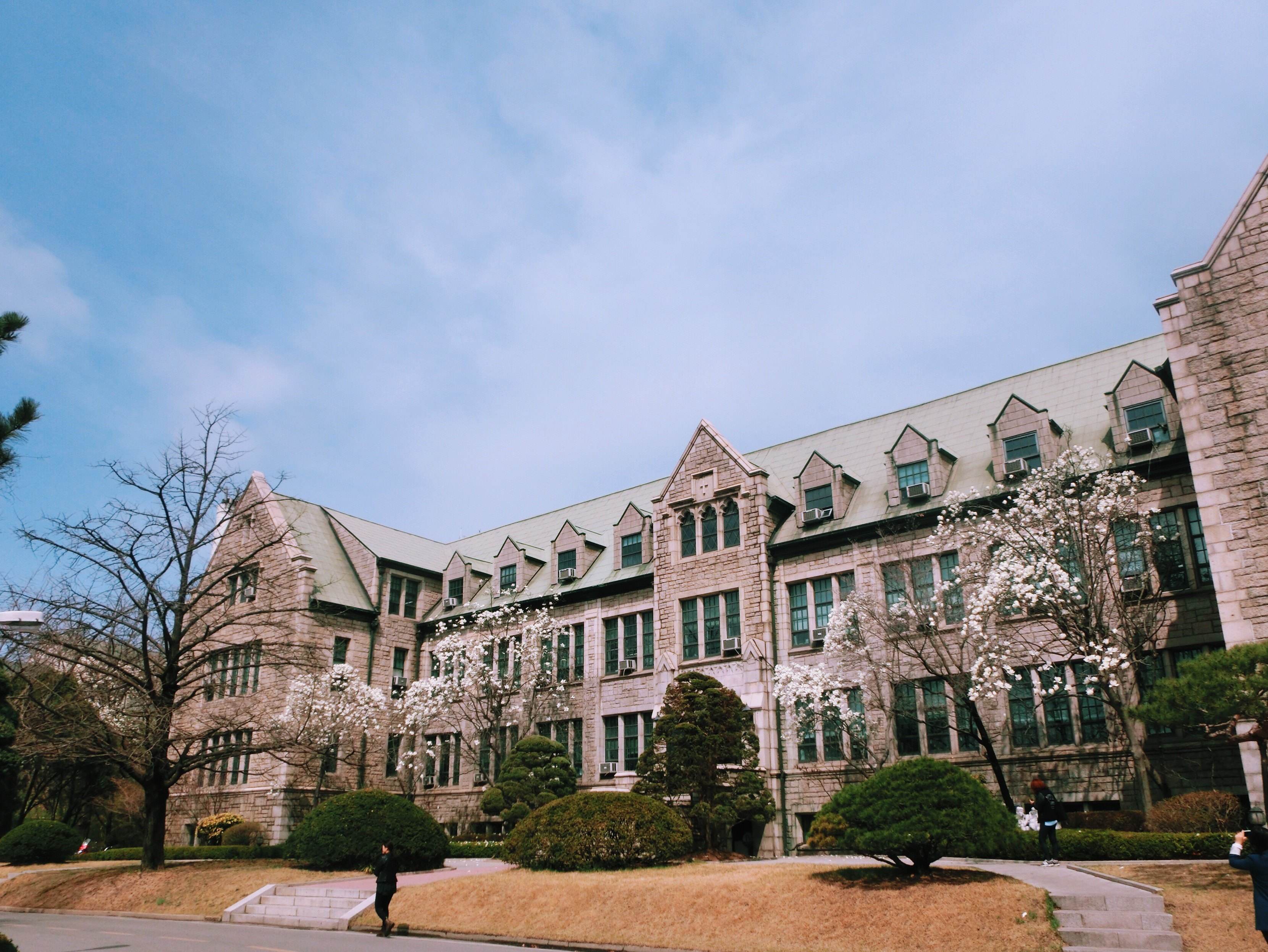 梨花女子大学——可与庆熙相媲美的韩国大学