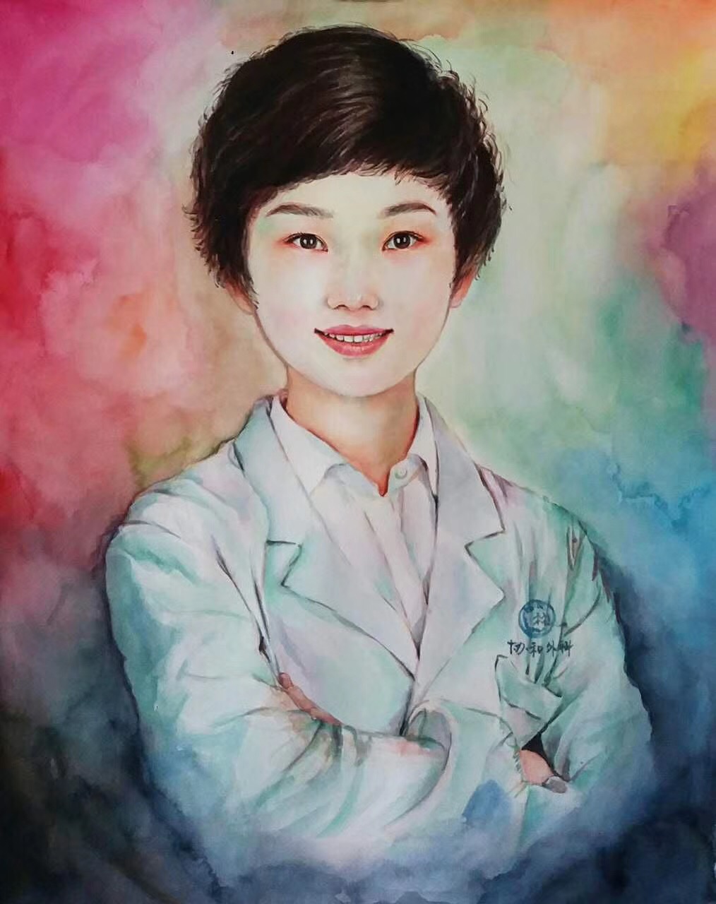 这是一位画友为钟爱梅医生创作的人物水彩画…温和的笑容,干练的