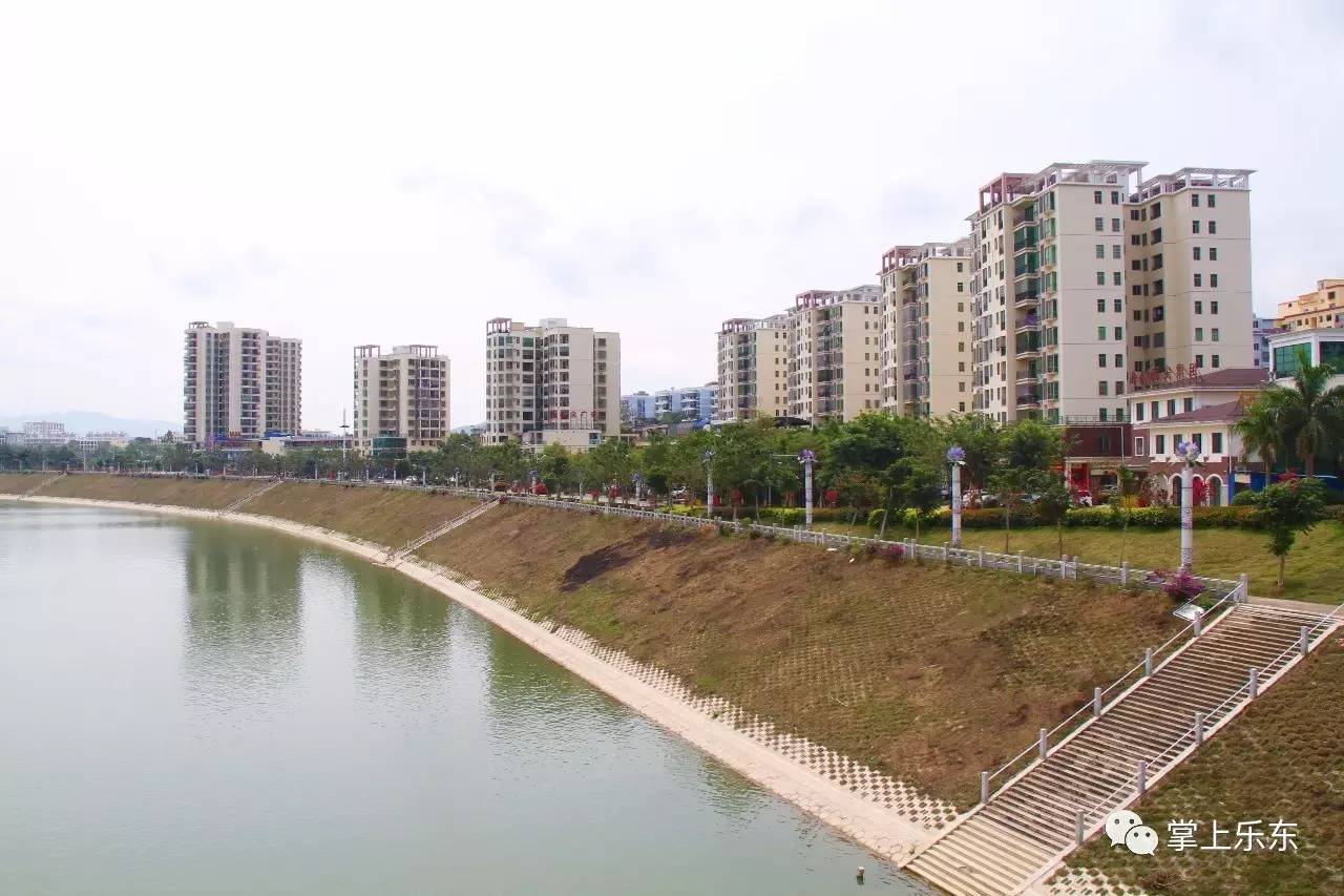 九所龍棲灣(波波利海岸)樂東大學生創業基地樂東商業步行街樂東商業