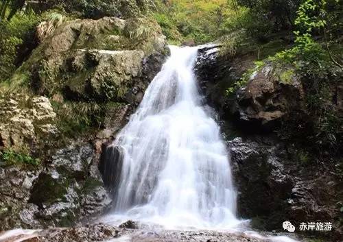 赤岸松瀑山義烏最美瀑布