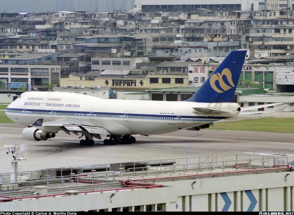 华信航空747图片