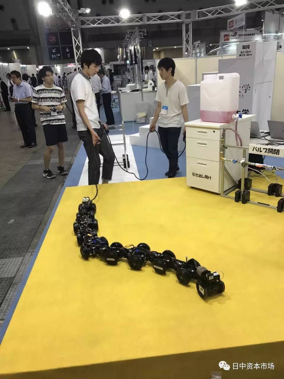 管道蛇形机器人图片