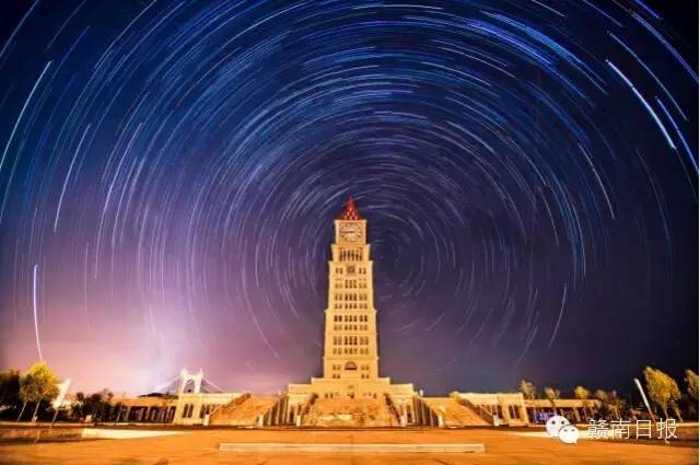 赣州和谐钟塔夜景图片图片
