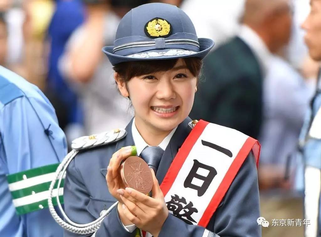日本警察警徽图片
