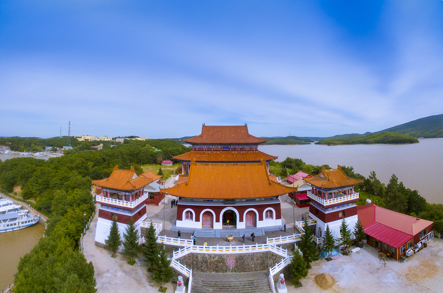 镜泊湖寺庙图片