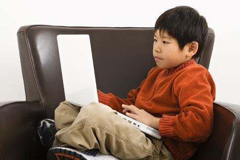 孩子沉迷网瘾怎么办？“6”个方法帮您快速戒除孩子网瘾