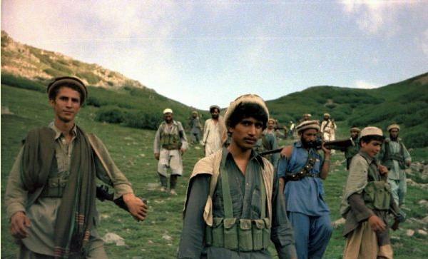 50年代,阿富汗与巴基斯坦围绕着普什图尼斯坦问题发生了严重的争执,两