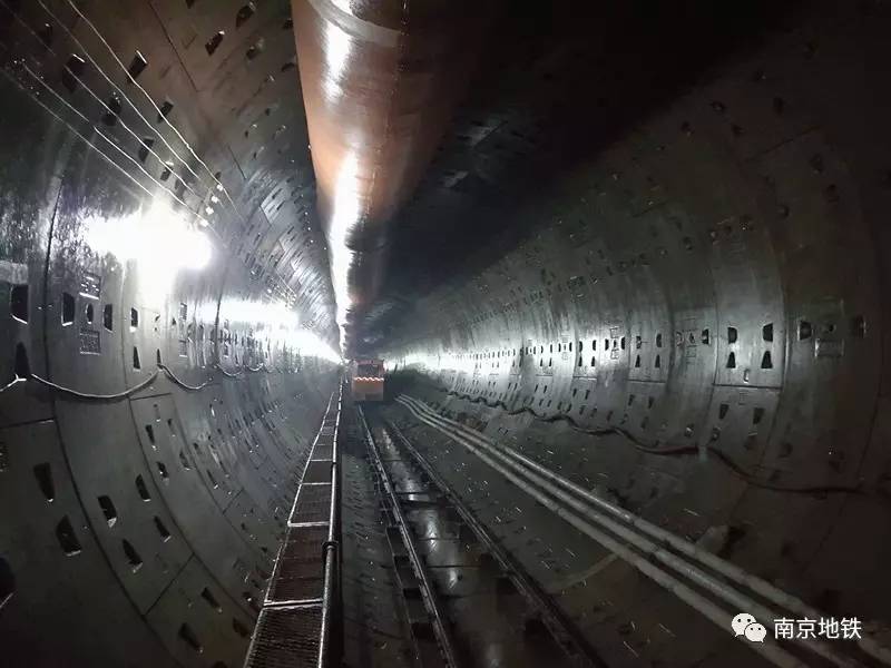 如果地铁隧道是一条龙,盾构管片就是"龙骨"