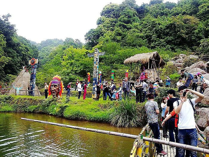 周六9月9日金刚来袭同安金光湖森林泼水节野人表演森林漫步休闲1日游