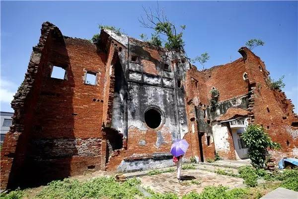 旧县村是麻章区湖光镇一个村,因建在古县城的旧址上,故名旧县村