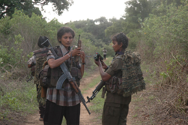 斯里兰卡内战女兵照片图片