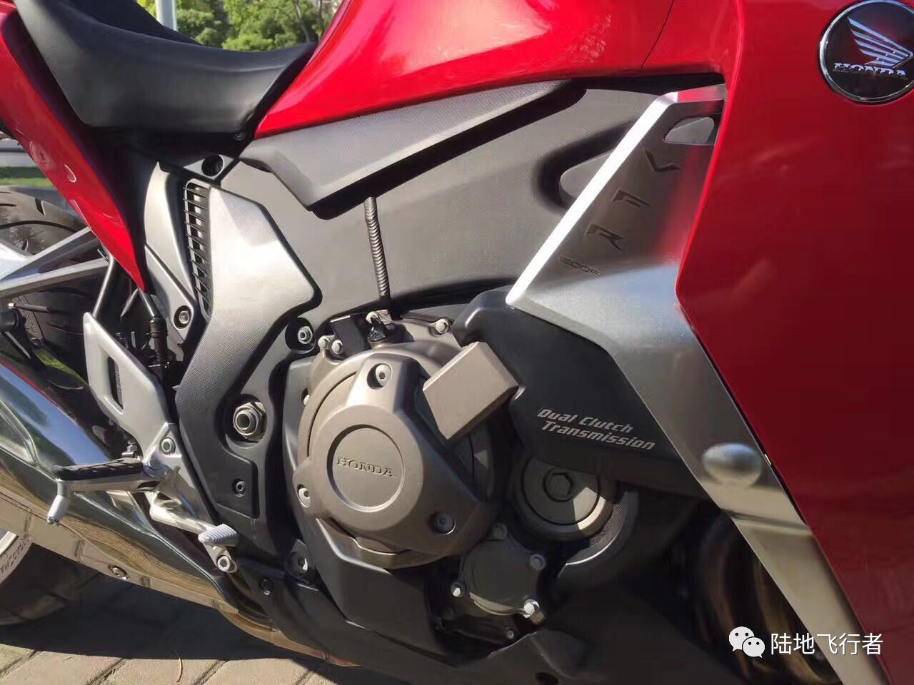 轉讓江蘇無錫2014年大貿本田vfr1200f