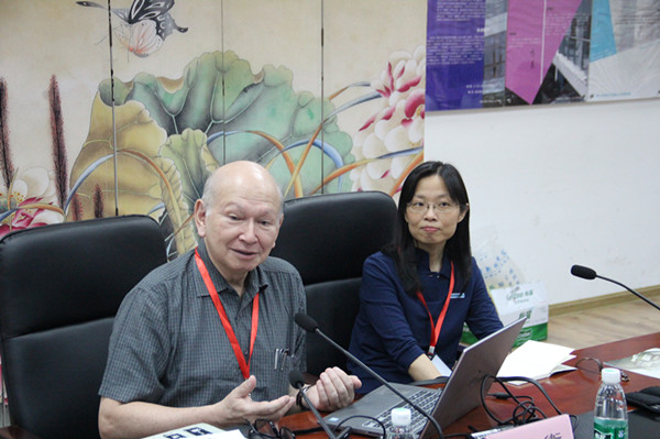 上午,香港中文大学科大卫教授和贺喜教授共同进行了一场名为文献内外