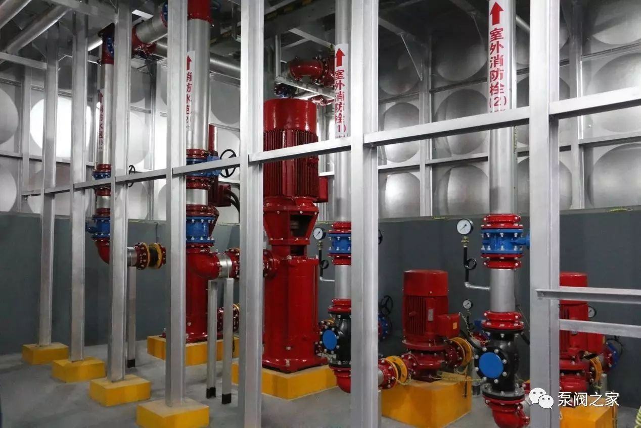 1,水泵房位置的选择水泵房是整栋建筑或整个小区,厂区给水,消防管网