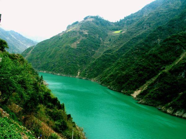 汉江最大的支流任河谷狭滩险,自然风光秀美陕西第一漂紫阳任河漂流