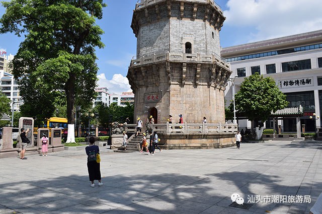 叮铛车主题线路:耀明书院→文光塔,博物馆→海兴禅寺→莲花峰