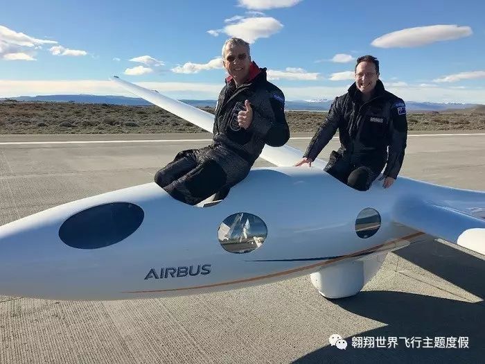 15900米刷新滑翔机无动力飞行高度世界记录