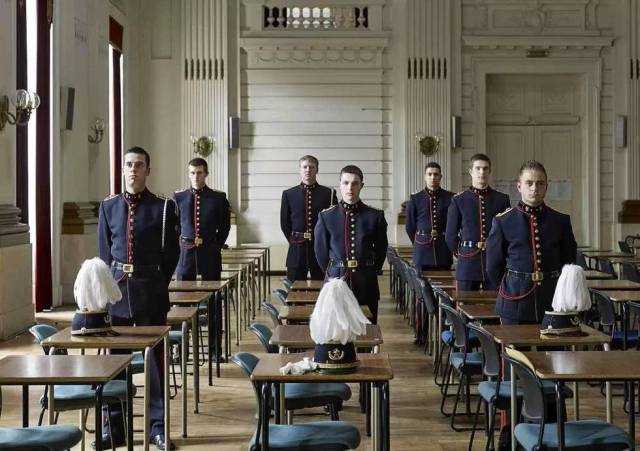 圣西尔军校礼服德国弗伦斯堡海军学院瑞典斯德哥尔摩军校的学员阿富汗