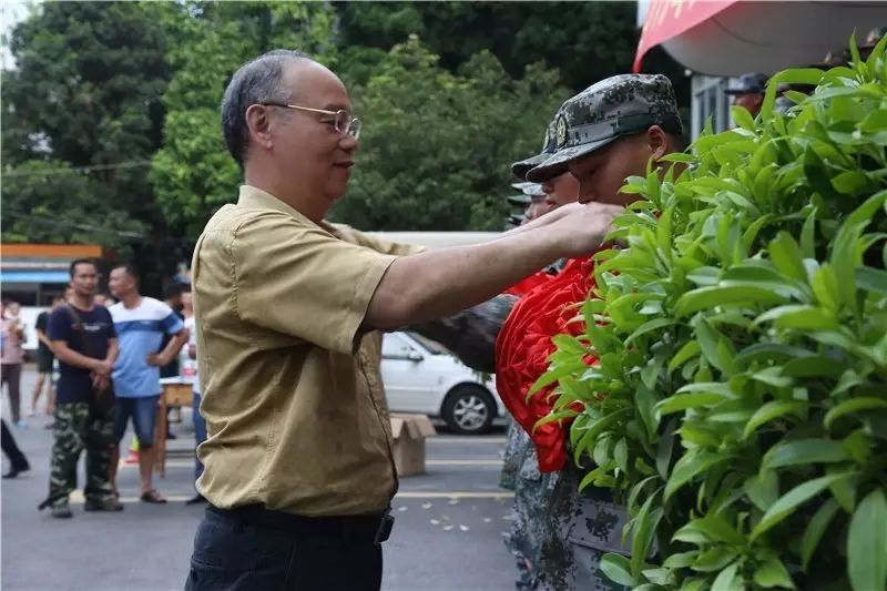 【送新兵】这些帅小伙,一定有你熟悉的脸庞