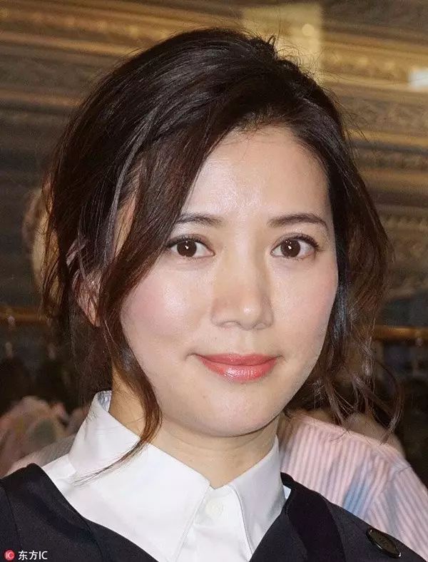 變漂亮丨47歲袁詠儀活成少女,難怪被張智霖寵了16年