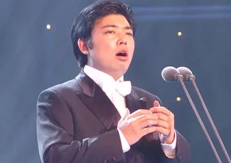 王红星2005年获得全国第五届中国音乐金钟奖 金奖,2007年获得在